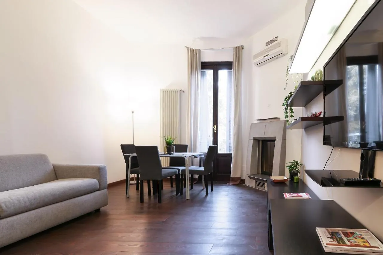 Elegant Apartment In Porta Romana - Tiraboschi Milan